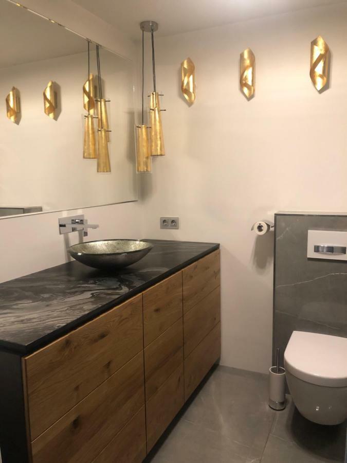 Luxurious 2 Bedroom Old Apartment München